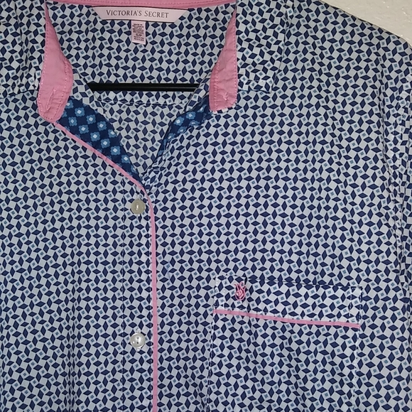 Victoria's Secret Pajama Top Long-Sleeve Button-Up - Picture 7 of 7
